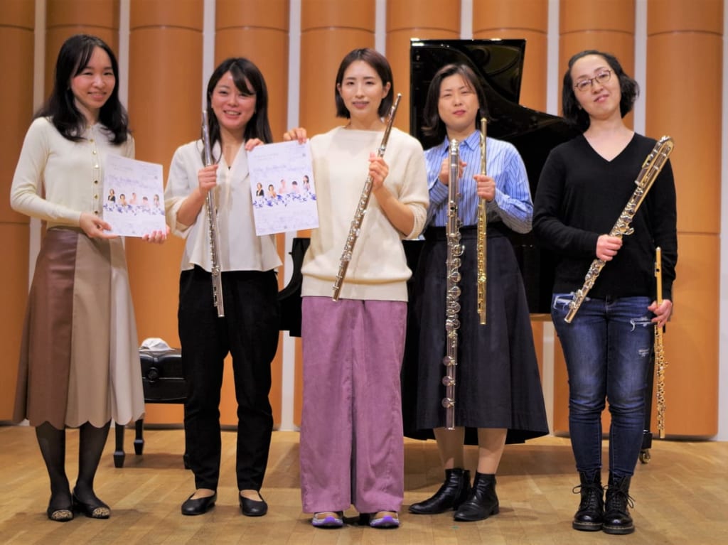フルートアンサンブルアカンサス　フルート×いけばな～音楽と花の語らい～　あいち2022文化芸術活動助成事業のリハーサルの様子